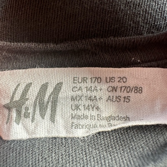 H&M Youth Hogwarts Harry Potter Short Sleeve Graphic  Tee Shirt Size 14 - Picture 5 of 5